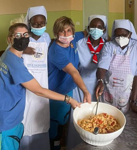2021_agosto_hicsum_10_suor_Hyacinthe_italia_arezzo_misericordia_sansepolcro_formazione_impresa_sociale_cucina_spazio_spadoni