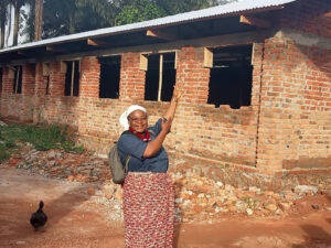 spazio_reale_congo_isirro_pollaio_suor_perpetue_misericordia_progetto_hic_sum_spazio_spadoni