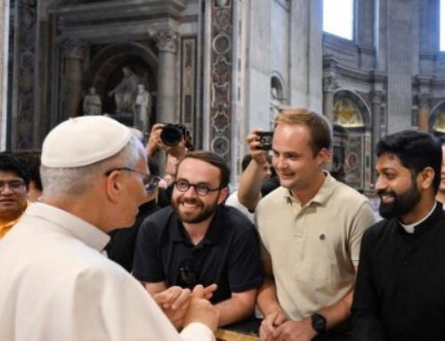 Il Papa ai seminaristi: “Fate della vostra vita un dono di amore”
