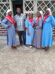 2024_giugno_1_visita_rodrigue_comunità_marie_jacqueline_suore_kisangani_congo_spazio_spadoni (3)