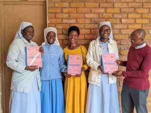 2025_febbraio_suor_alice_fine_ciclo_studi_adotta_suora_spazio_spadoni_burundi 
