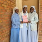 2025_febbraio_suor_alice_fine_ciclo_studi_adotta_suora_spazio_spadoni_burundi (6)
