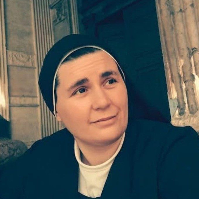 Evangelizzare con un clic, la missione di suor Vincenzina