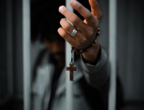 Aumenta la violenza contro le comunità cristiane
