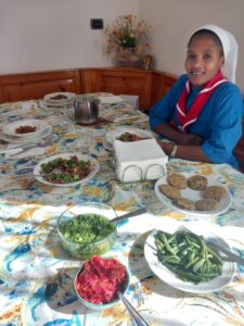 2021_agosto_hicsum_10_suor_Hyacinthe_italia_arezzo_misericordia_sansepolcro_formazione_impresa_sociale_cucina_spazio_spadoni