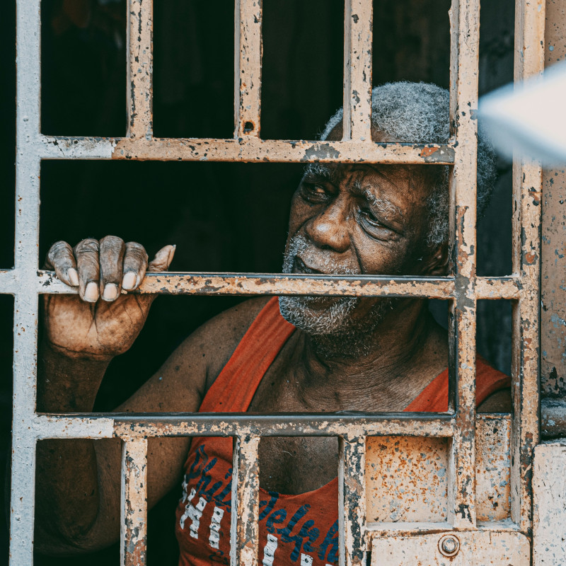 Le opere di misericordia che ridanno dignità ai detenuti in Africa