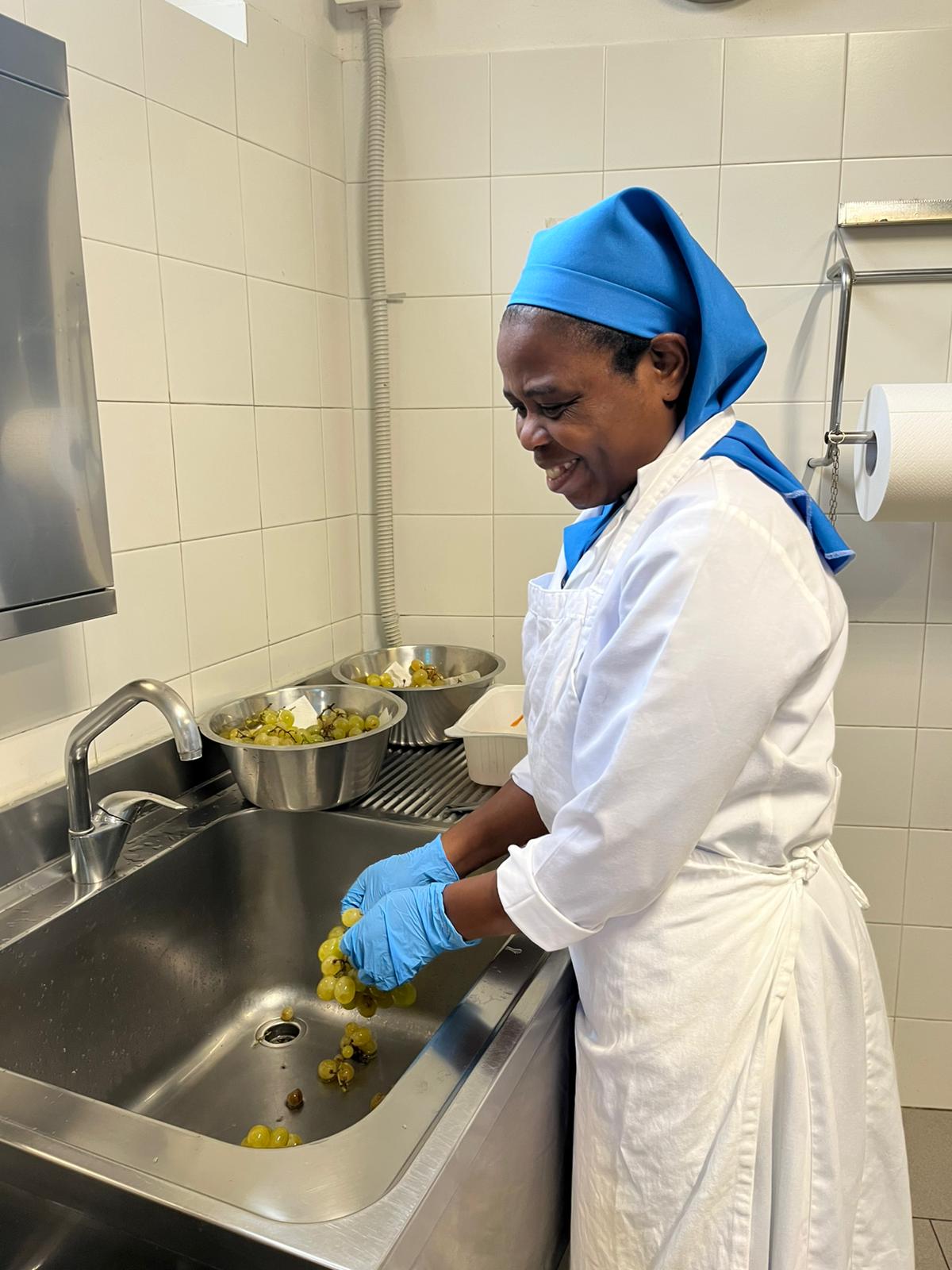 2021_agosto_hicsum_10_suor_Hyacinthe_italia_arezzo_misericordia_sansepolcro_formazione_impresa_sociale_cucina_spazio_spadoni