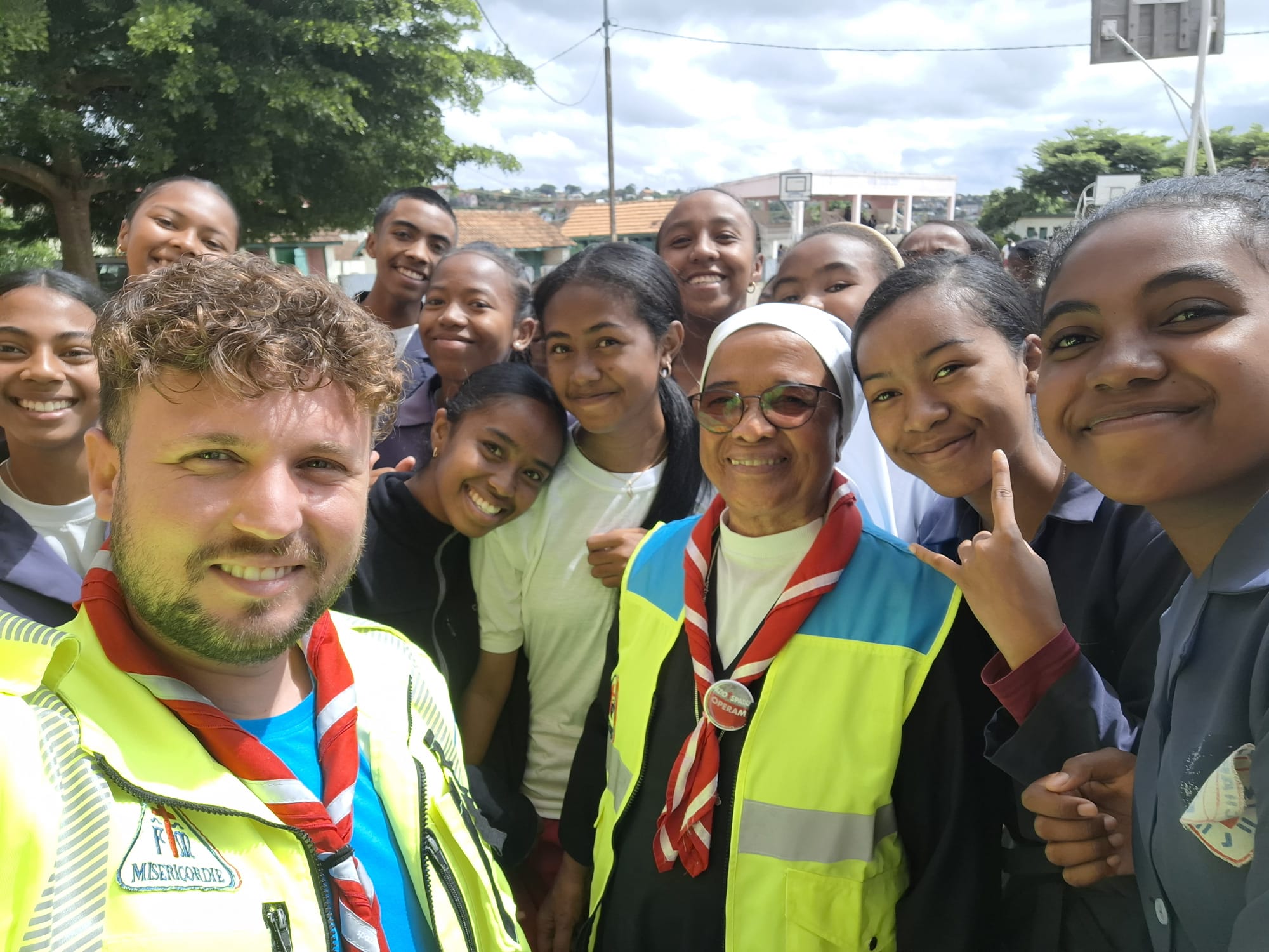 2021_agosto_hicsum_10_suor_Hyacinthe_italia_arezzo_misericordia_sansepolcro_formazione_impresa_sociale_cucina_spazio_spadoni