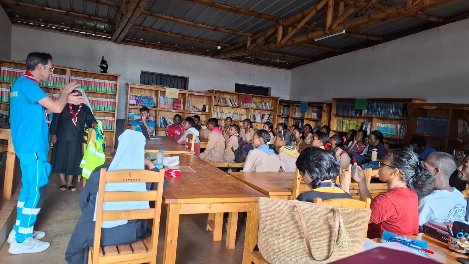 2021_agosto_hicsum_10_suor_Hyacinthe_italia_arezzo_misericordia_sansepolcro_formazione_impresa_sociale_cucina_spazio_spadoni