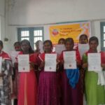 2025_novembre_10_india_suor_latha_spazio_spadoni_progetto_hic_sum_sartoria_fine_secondo_corso_6_mesi_15_ragazze (5)