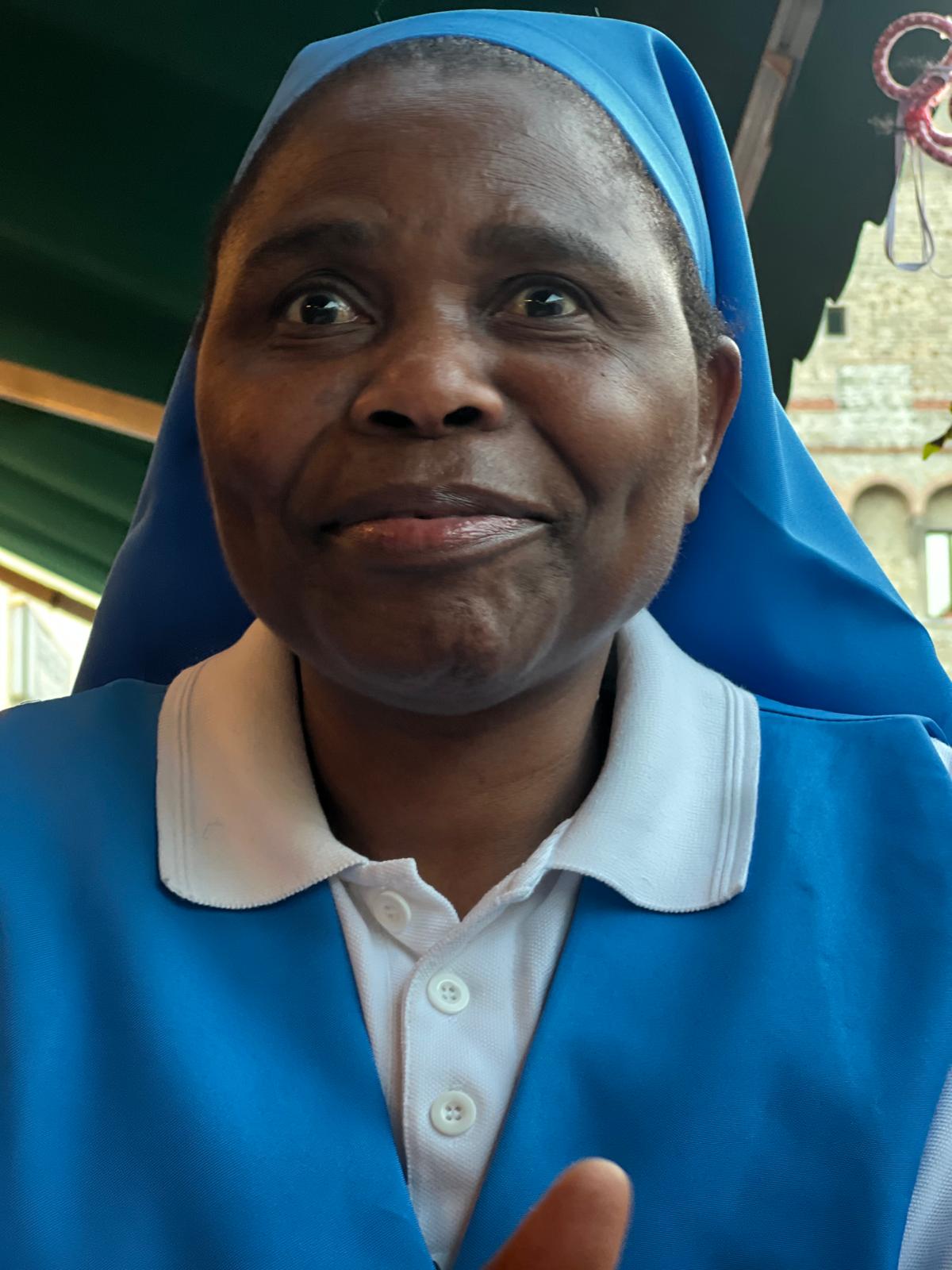 2021_agosto_hicsum_10_suor_Hyacinthe_italia_arezzo_misericordia_sansepolcro_formazione_impresa_sociale_cucina_spazio_spadoni