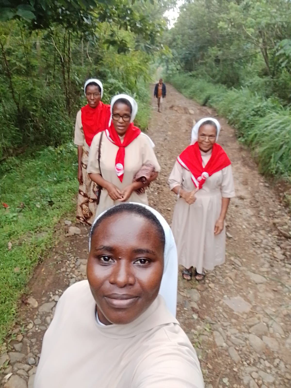 2021_agosto_hicsum_10_suor_Hyacinthe_italia_arezzo_misericordia_sansepolcro_formazione_impresa_sociale_cucina_spazio_spadoni