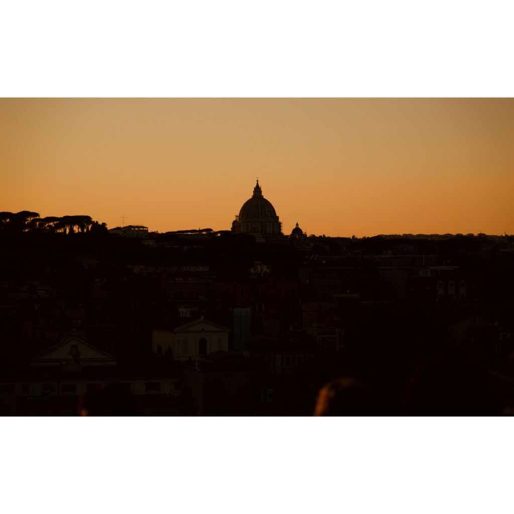 Federico Scarionati_San Pietro durante il tramonto -Unsplash