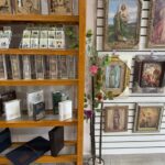2026_aprile_1_messico_puebla_negozio_articoli_religiosi_spazio_spadoni_opere_misericordia_operam (13)