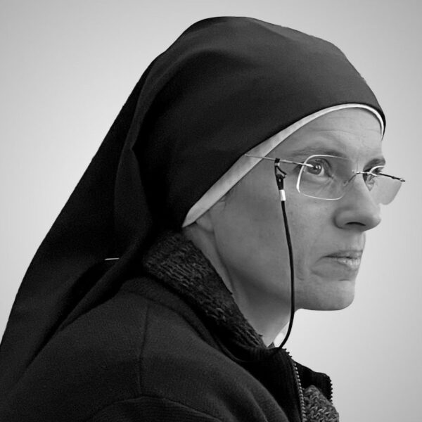 Suor Laura Di Noto