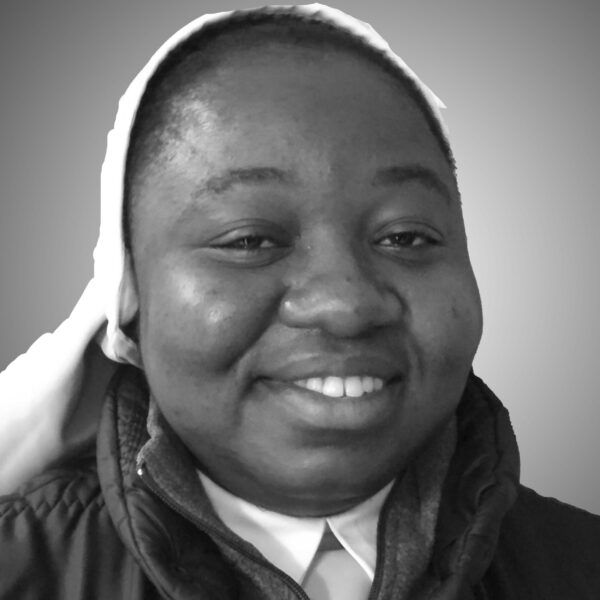 Suor Margaret Angyor Amaakaven