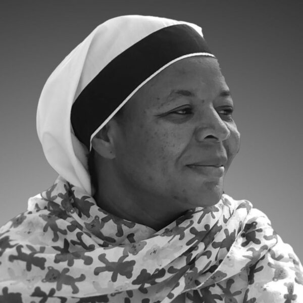 Suor Gracielle Mabusandrodu – Madre Generale