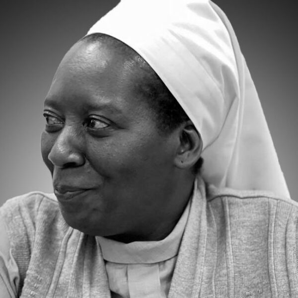 Suor Justine Vive – Madre Generale
