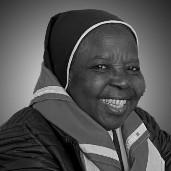 Suor Françoise Mobile Mulasi – Madre Generale