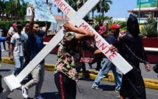 via-crucis-migranti_Messico