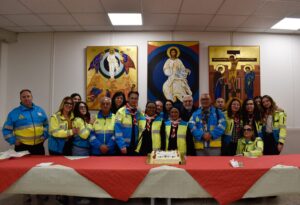 17 marzo 2024 festa di benvenuto misericordia Adrano suore sacro cuore di Gesu di Ragusa sr Yolande e sr Esther 21 300x205