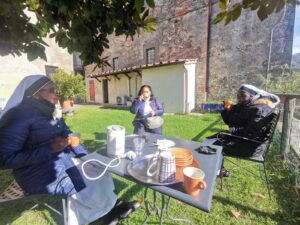 2021 ottobre 19 hicsum 18 19 convento san francesco lucca spazio spadoni misericordia borgo mozzano sr marguerite angele marie dominicaines missionnaires des familles formazione 2 300x225