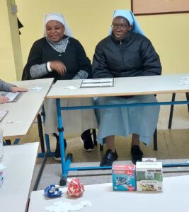 2022 Novembre dicembre hicsum 16 loppiano spazio spadoni suor perpetue corso opere misericordia economia comunione 6 267x300
