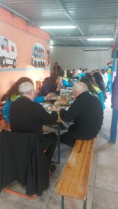 2022 dicembre 29 hicsum 16 italia spazio spadoni misericordia orta nova suor perpetue pranzo indigenti 2 169x300