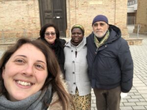 2022 febbraio hicsum 24 italia assisi spazio spadoni luigi suor adele famille helmet suore selene pera formazione rosita di michele 300x225