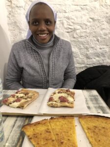 2022 gennaio 12 hicsum 27 kenya spazio spadoni suor joan formazione visita lucca 6 225x300