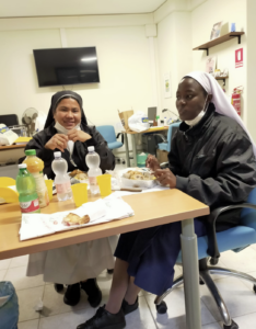 2022 giugno hicsum 30 spazio spadoni italia misericordia roma san romano sr anjeline adorer missionary sisters poor formazione san cerbone 234x300