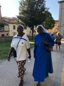 2022 giugno hicsum 34 villanova monteleone misericordia spazio spadoni italia suor marie jacqueline servantes jesus formazione san cerbone 2 225x300