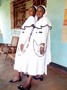 2022 hicsum 18 19 rdc spazio spadoni misericordia borgo mozzano sr angele marie dominicaines missionnaires familles arrivo comunita 3 225x300