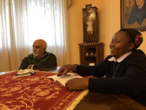 2022 hicsum 22 italia tanzania spazio spadoni misericordia roccasecca sr devotha visita lucca luigi 300x225
