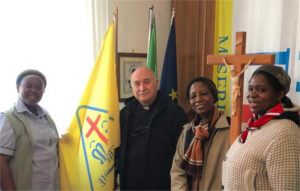 2022 hicsum 24 italia assisi spazio spadoni suor adele visita madre misericordia don maurizio copia 300x191