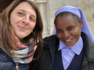 2022 hicsum 26 uganda italia misericordia canosa puglia spazio spadoni sr christine sisters of our lady consuel formazione selene pera 300x225