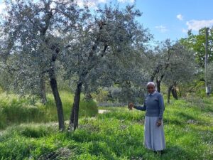 2022 hicsum 27 italia monte san savino assisi kenya spazio spadoni suor joan formazione polli pane misericordia 14 300x225