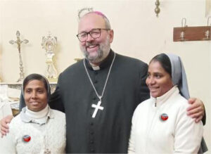 2022 hicsum italia spazio spadoni camaiore sr santhi sisters sacred heart jesus misericordia incontro vescovo giulietti paolo lucca 2 copia 300x219