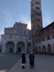 2022 marzo hicsum 18 19 lucca spazio spadoni misericordia borgo mozzano sr marguerite angele marie dominicaines missionnaires familles visita 14 225x300
