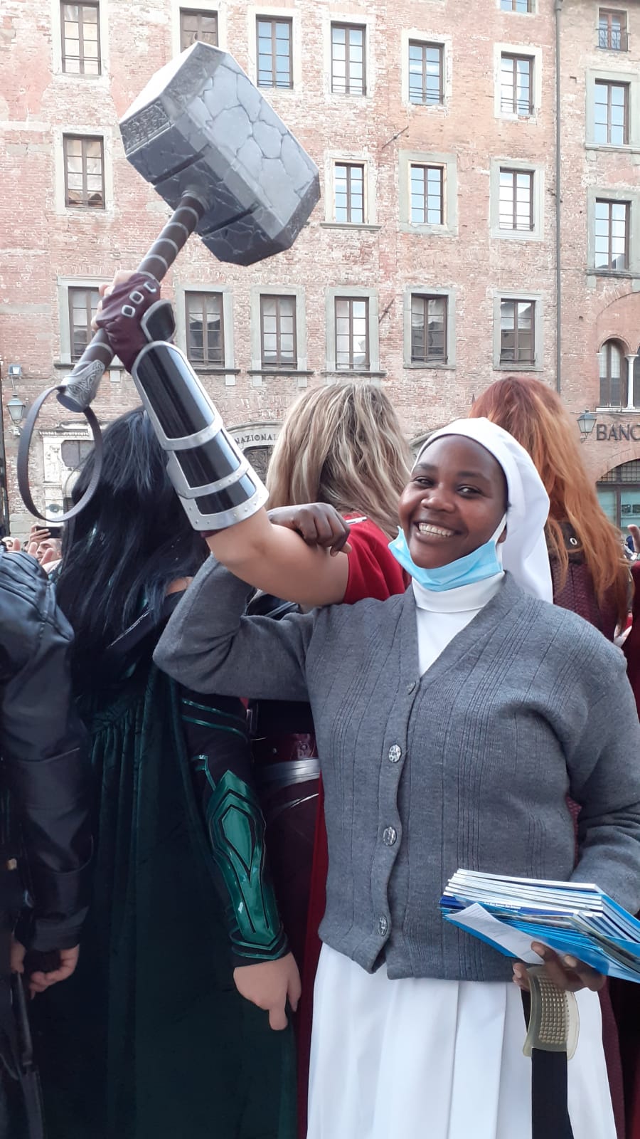 2022 novembre hicsum 12 suor marielouise italia lucca barbantini camilliane ministre infermicomics games cosplay evangelizzazione strada spazio spadoni 1