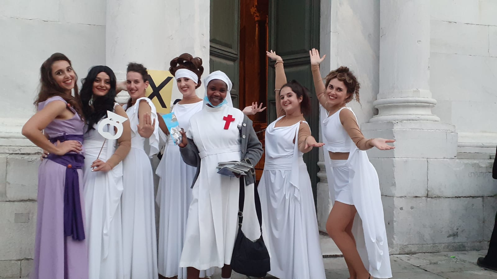 2022 novembre hicsum 12 suor marielouise italia lucca barbantini camilliane ministre infermicomics games cosplay evangelizzazione strada spazio spadoni 5