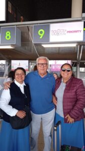 2022 ottobre hicsum 20 rosolini misericordia messico spazio spadoni sr angelica perla nino armeri madre irene arrivo aeroporto 169x300