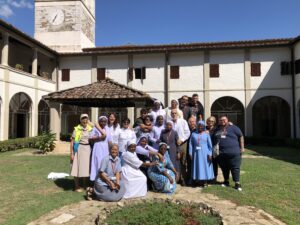 2022 settembre hicsum 26 uganda italia misericordia canosa puglia spazio spadoni sr christine sisters of our lady consuel convention fare coraggio 4 300x225
