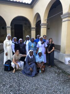 2022 settembre hicsum spazio spadoni italia convento san cerbone misericordia convention fare spazio coraggio sr 6 225x300