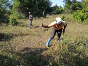 2023 agosto 2 hicsum 38 castiglione lago misericordia spazio spadoni sr leah benedectine sisters tanzania pozzo completato acqua 6 300x225