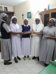 2023 agosto hicsum 27 kenya spazio spadoni suor joan rientro comunita sisters of st joseph 5 225x300