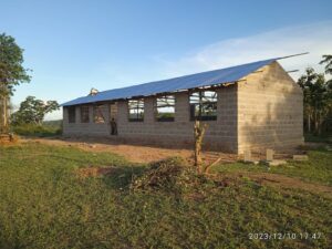 2023 dicembre 10 hicsum 38 tanzania castiglione lago misericordia spazio spadoni sr leah benedectine sisters costruzione pollaio 12 300x225