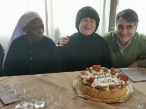 2023 gennaio 15 hicsum 38 castiglione lago misericordia spazio spadoni sr leah benedectine sisters pranzo unitalsi 3 300x225