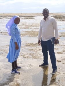 2023 maggio 9 hicsum 38 mtwara tanzania castiglione lago misericordia spazio spadoni sr leah africa benedectine sisters visita rodrigue 10 225x300