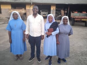 2023 maggio 9 hicsum 38 mtwara tanzania castiglione lago misericordia spazio spadoni sr leah africa benedectine sisters visita rodrigue 6 300x225